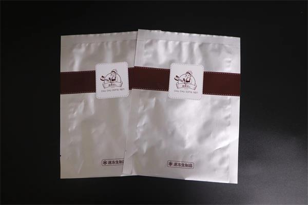 南塑料袋的收縮率與哪些因素有關(guān)？
